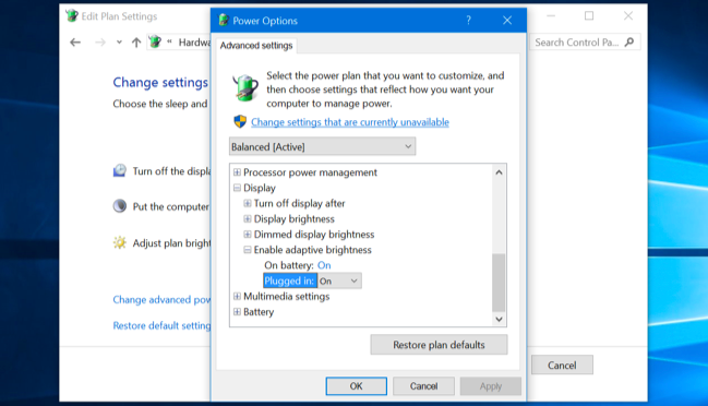 التحكم في السطوع التكيفي في خيارات خطة الطاقة في Windows 10.