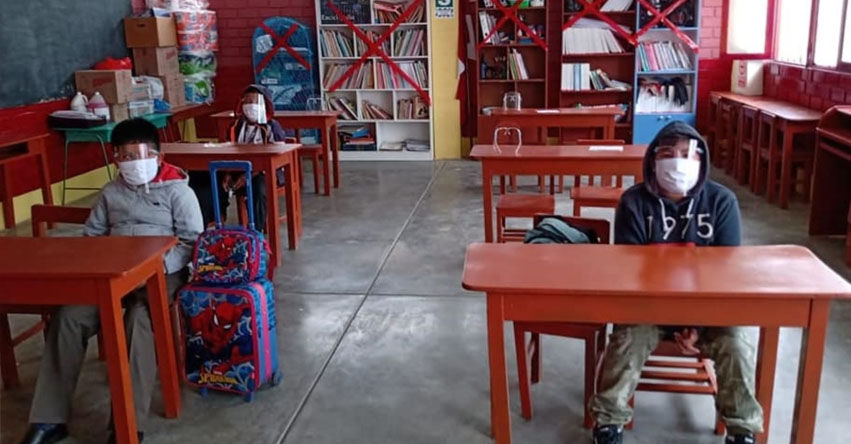 MINEDU: Más de 85 mil colegios a nivel nacional se encuentran habilitados para brindar clases semipresenciales, informó el Ministro de Educación, Juan Cadillo