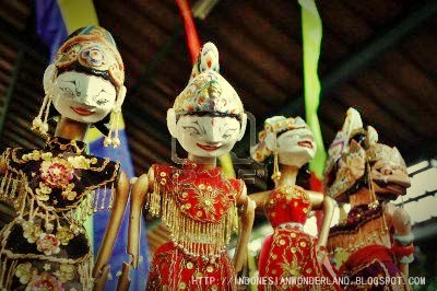 INDONESIAN WONDERLAND: Mengenal Teater Tradisional Indonesia
