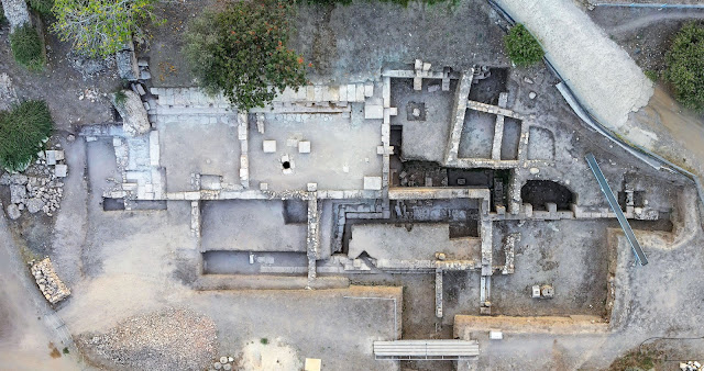 Εικ.4: Αεροφωτογραφία της ανασκαφής στο Τέμενος του Ασκληπιού, στην πόλη της Επιδαύρου