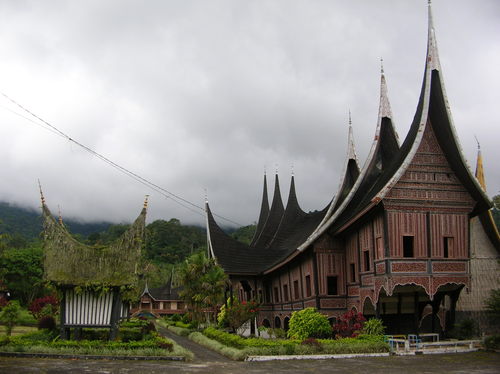 Rumah Adat Minangkabau (Rumah Gadang) di Padang Panjang