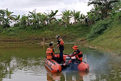 Tim SAR Gabungan Berupaya Evakuasi Bocah Tenggelam di Danau Perum Villa Karawangi