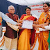 Ghazipur: राजकीय महिला स्नातकोत्तर महाविद्यालय के मेधावी छात्राओं को किया गया सम्मानित