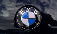 New genuine BMW E46 bonnet hood roundel