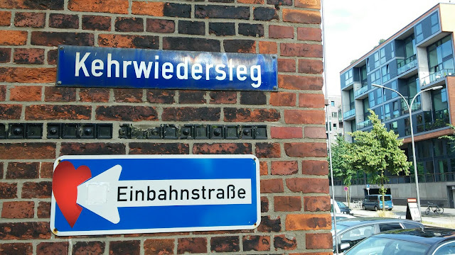 Kehrwiedersteg Streetart