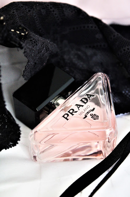 paradoxe parfum, prada paradoxe avis, paradoxe prada parfum, paradoxe parfum, parfum femme, meilleur parfum femme 2022, parfum prada femme, prada parfum, prada paradoxe eau de parfum, prada paradoxe emma watson, blog parfum