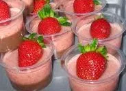 Puding Cup Susu Strawberry