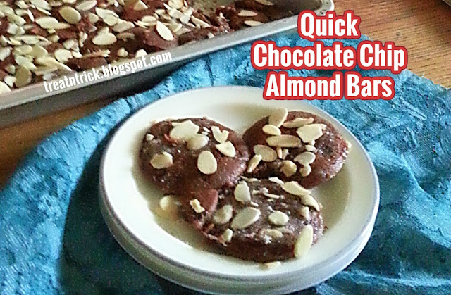 Quick Chocolate Chip Almond Bars Recipe @ treatntrick.blogspot.com