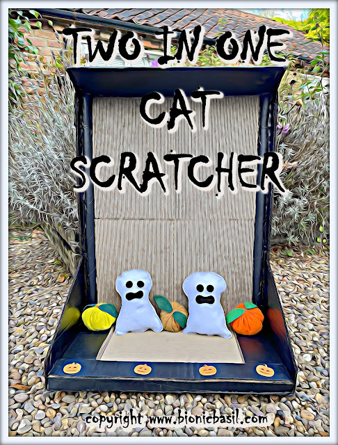 Crafting with Cats - Halloween 2023 ©BionicBasil® The Two in One Cat Scratcher