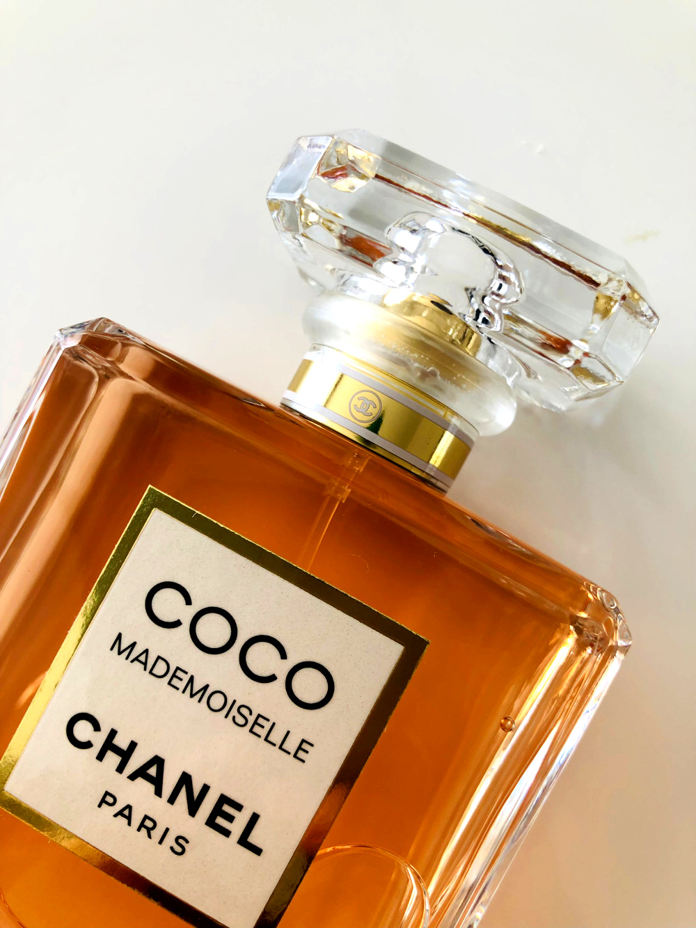 Chanel - COCO MADEMOISELLE - Les Essentiels Pour La Soirée Essentials For  The Evening - Luxury Fragrances - Avvenice