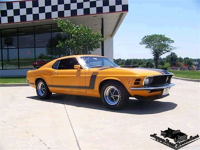 302 classic muscle car for