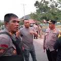 Ratusan Warga Desa Adu Blokir Jalan, Kendaraan PT. STM Dirusak, Kapolres Zulkarnain Turun Tangan