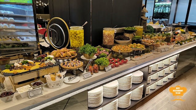 Appetiser and Salad Counter