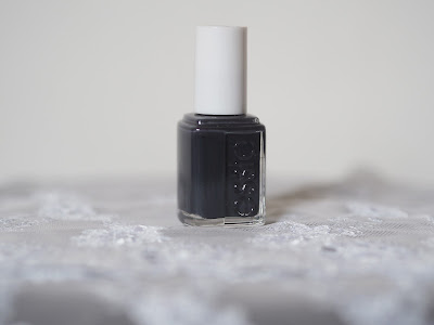 Essie Nail Lacquer - 201 Bobbing For Baubles