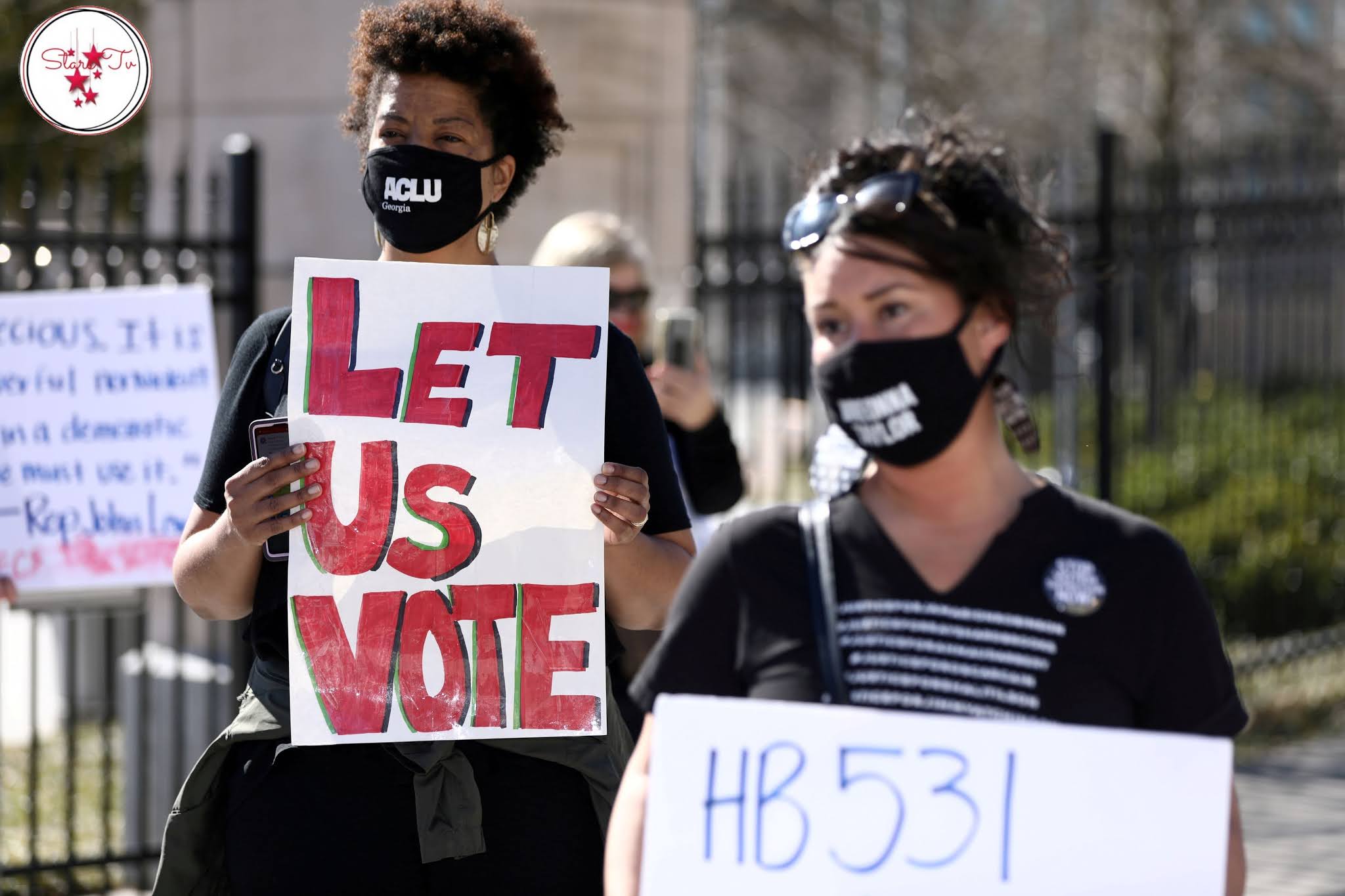 Texas democrats stage walkout