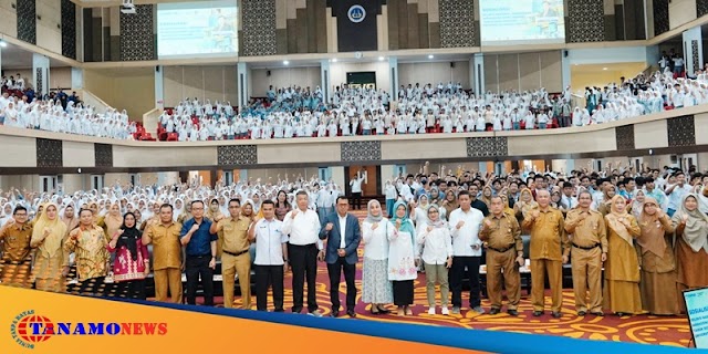 Meriah, Ribuan Siswa SMA, SMK, MA se-Kota Padang dan Kepulauan Mentawai Ikuti Sosialisasi SNPMB 2024 Bersama UNP
