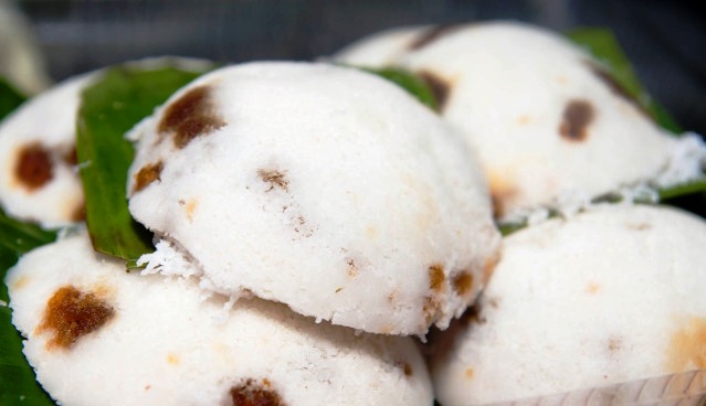 Indonesian Traditional Cakes Putu piring