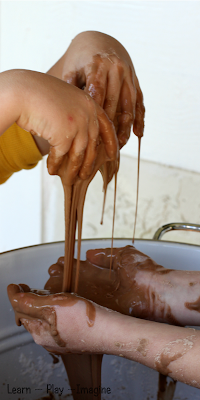 Erupting chocolate oobleck recipe for play - It smells heavenly!