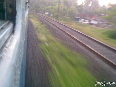 Photos clicked between Trissur and Angamaly Stations in Kerala.