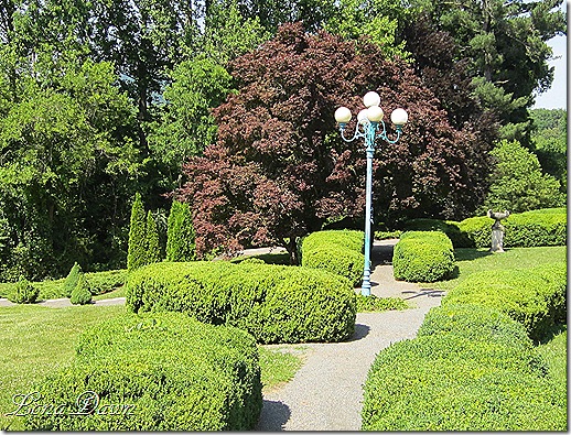 OE_Garden_Paths