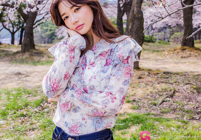 Seo Sung Kyung  Jeans Set - very cute asian girl - girlcute4u.blogspot.com (1)