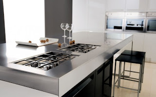 Glossy black and white kitchen