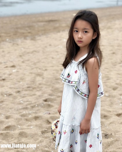 Kumpulan Foto Gadis Kecil Cantik Yang Jadi Model Di Korea Selatan - liataja.com