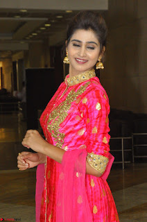 Shamili in Pink Anarkali Dress 21.JPG