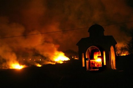 Resultado de imagem para 2007 onda de calor GrÃ©cia