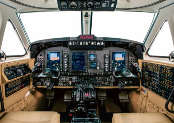 Beechcraft King Air 350i cockpit