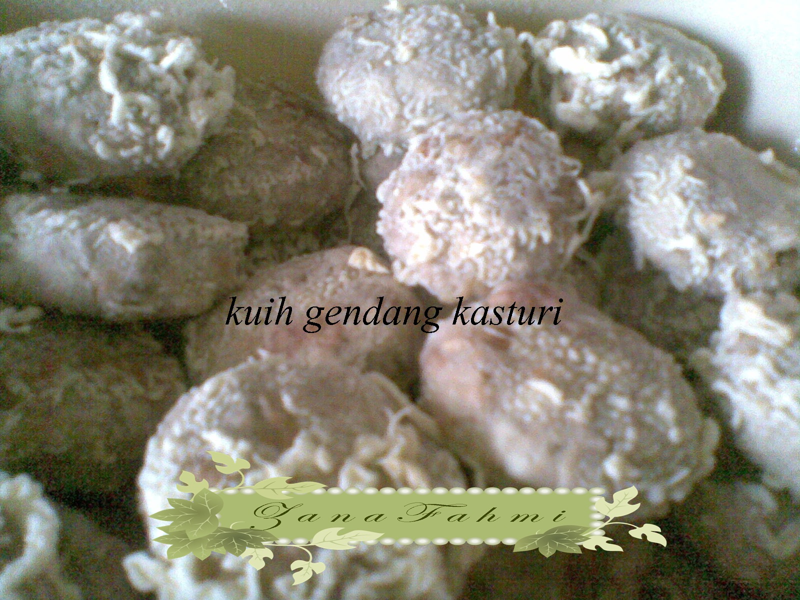 BloG SuriRuMaH: Kuih Gendang Kasturi