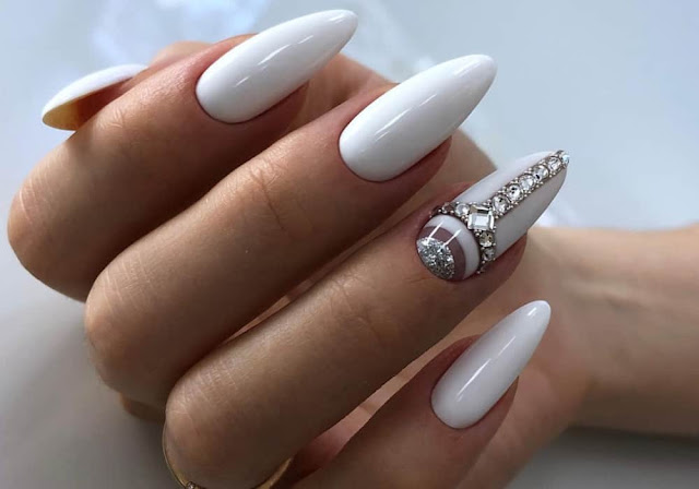 White Lace Nails For A Bride