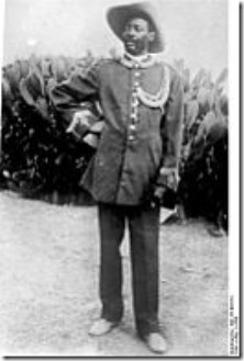 130px-Bundesarchiv_Bild_137-003174,_Samuel_Maharero