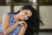 Ishika Singh Latest Glamorous Photos-thumbnail-30