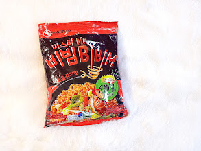 Nongshim Mr Bibim Noodles Stir Fried Kimchi Flavour Review