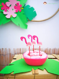 flamingos party freebies