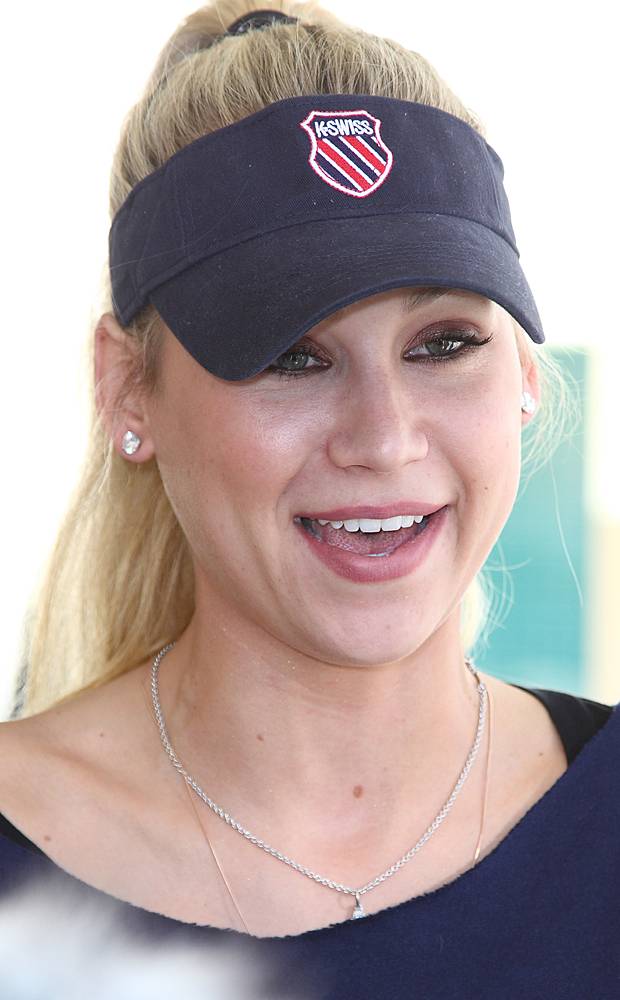 Anna Kournikova Latest Images