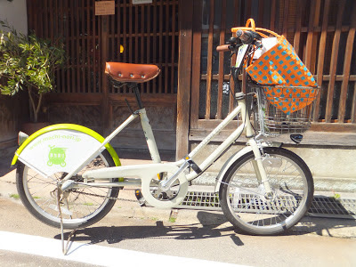 Even locals are using Machinori bicycles for shopping runs in Kanazawa