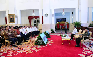 Presiden Jokowi menyampaikan Presidential Lecture Mengenai Internalisasi dan Pembumian Pancasila