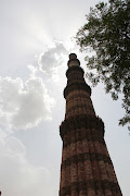 The minaret with a cool background of sun. (img )