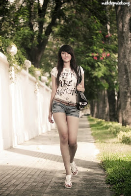 Vietnamese model Huynh Tien