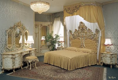 Italian Beds Design on Italian Classic Furniture    Antique Italian Furniture Designs