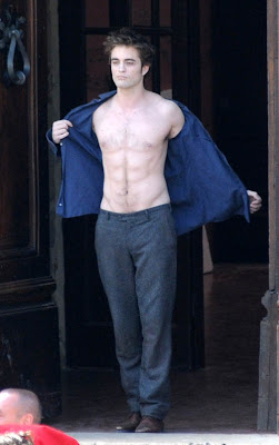 Robert Pattinson Intoxication: Robert Pattinson Shirtless Is ...