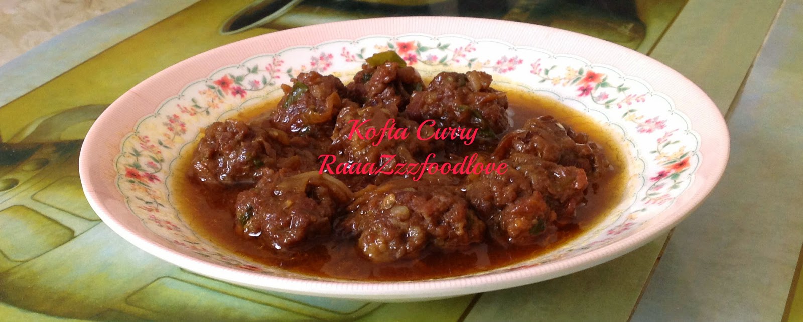 http://raaazzzfoodlove.blogspot.in/2013/08/kofta-curry.html