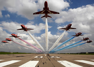 Red Arrows publicity shot - Crown Copyright