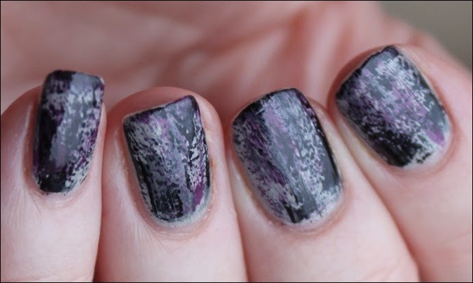 Grunge Nail Art Nageldesign Distressed Nails 03