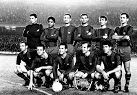 F. C. BARCELONA - Barcelona, España - Temporada 1965-66 - Sadurní, Benítez, Torrent, Antón, Lico, Torres; Zaballa, Muller, Vavá, Pereda y Rogelio - F. C. BARCELONA 1 (Lico), VASCO DE GAMA 1 - 08/06/1966 - Partido amistoso - Barcelona, Nou Camp - Con el Barcelona intervinieron 4 jugadores a prueba que  luego no llegaron a fichar: Antón, Lico, Vavá y Rogelio