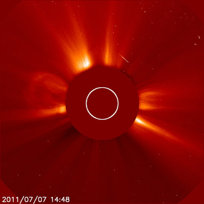 erupcion solar eyeccion masa coronal 7 de Julio 2011