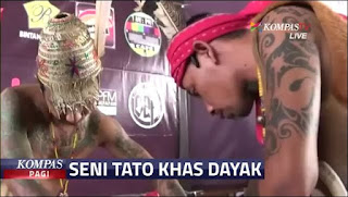 Pembuatan tatto tradisional Suku Dayak masih saja diburu oleh pencinta seni tubuh, mulai dari Warga Indonesia bahkan hingga mancanegara. Published on Apr 17, 2016.