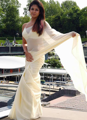 Hot Nayanthara in Saree